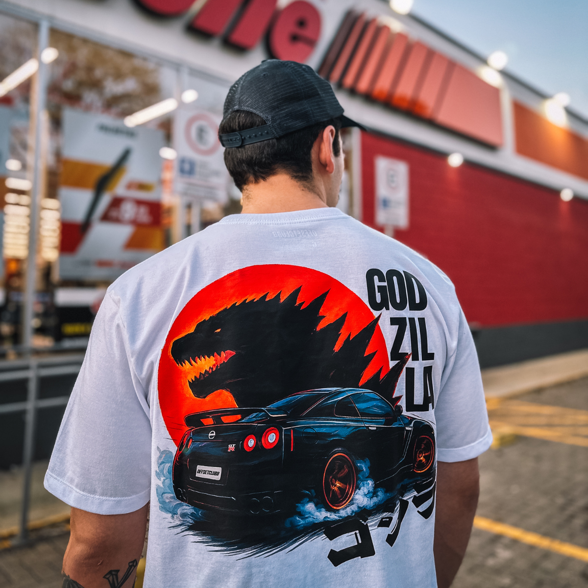 Camiseta Streetwear Automotiva Nissan GTR - Godzilla