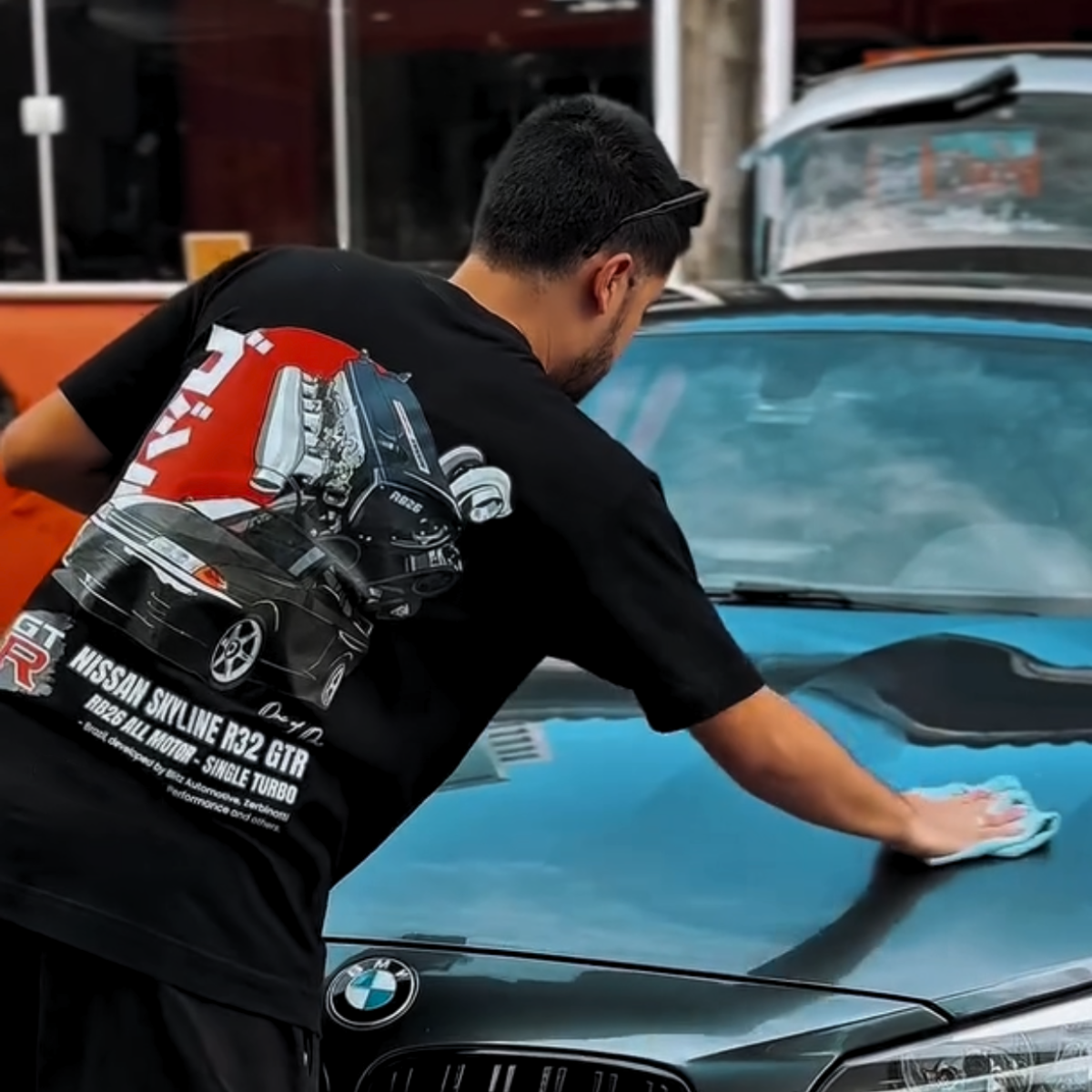 Camiseta Streetwear Automotiva Preta "Skyline R32 GTR"